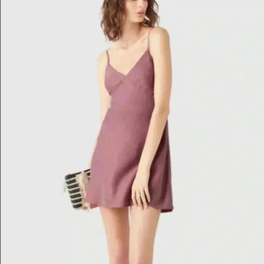 🆕Forever21 Mauve/Blush Sleeveless V-Neck Dress S🆕